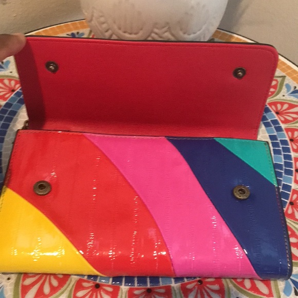 KURT GEIGER LONDON Kensington Multi Color Stripe Chain Wallet - Picture 13 of 13